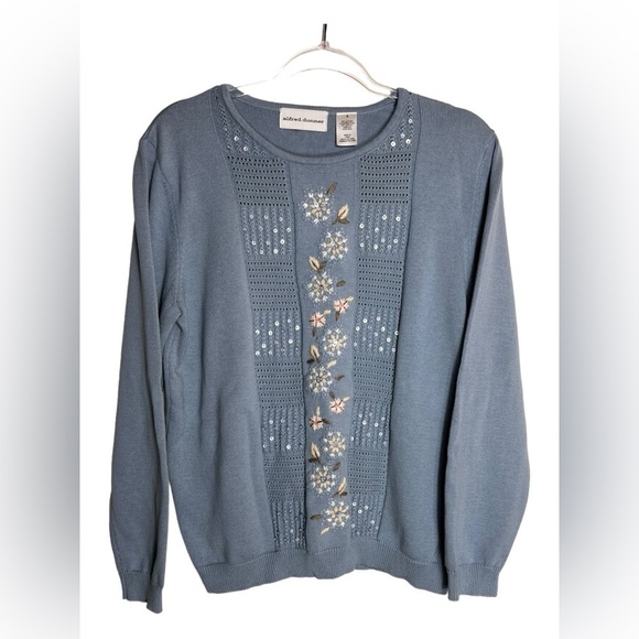 Alfred Dunner Womens Crew Size Small Beautiful Flower Detail on Blue Knit - Picture 2 of 7